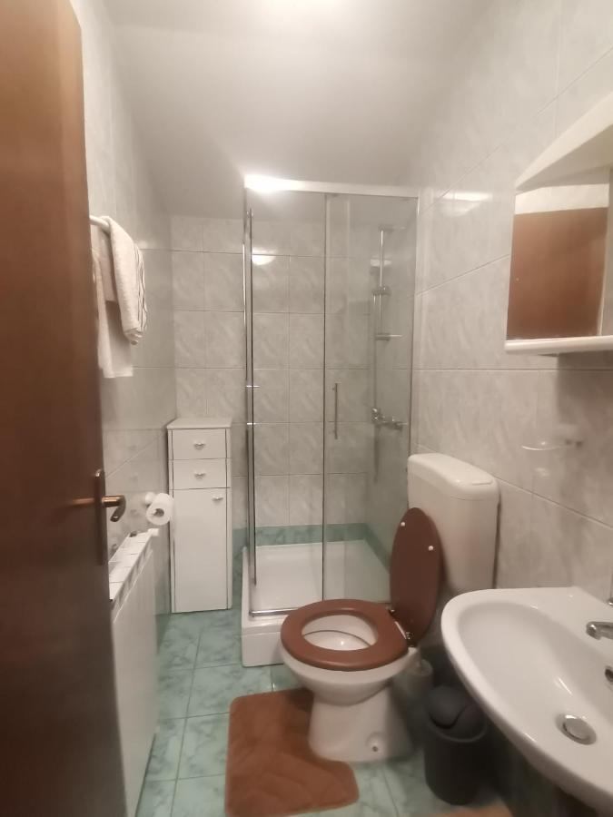 Apartments Petrica Malinska Εξωτερικό φωτογραφία
