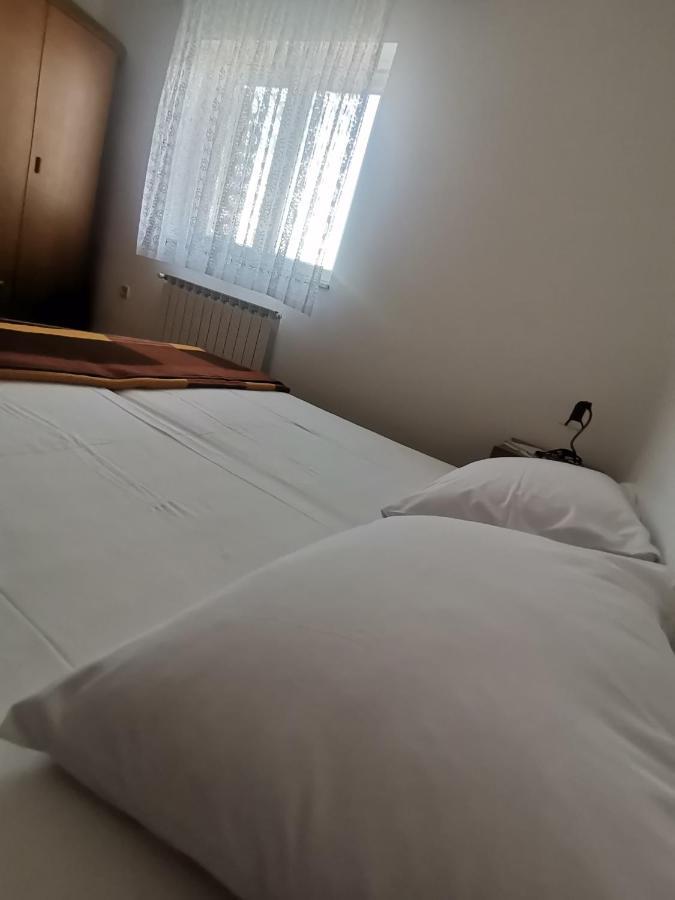 Apartments Petrica Malinska Εξωτερικό φωτογραφία